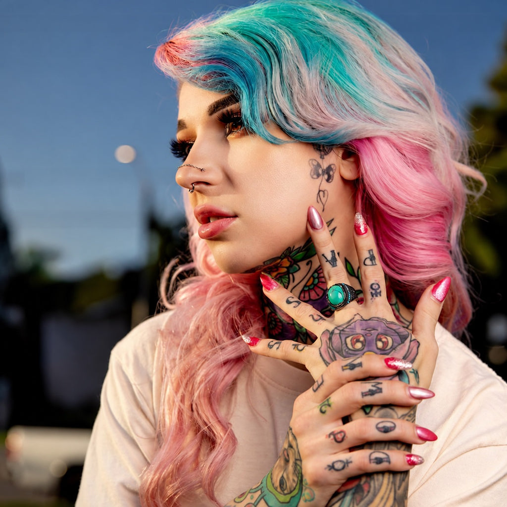 Vintage Pattern Turquoise Ring in Stainless Steel