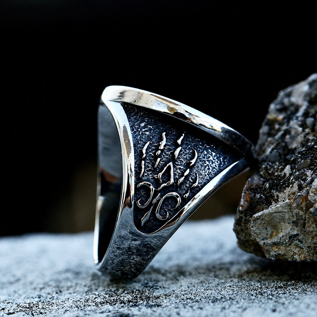 Witcher Wolf Viking Ring in Stainless Steel